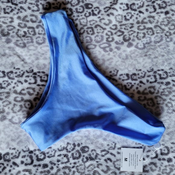 Womens LSEA bikinis - Picture 2 of 6